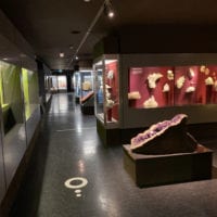 Couloirs de l'étage Géologie du Museum d'Histoire Naturelle de Genève